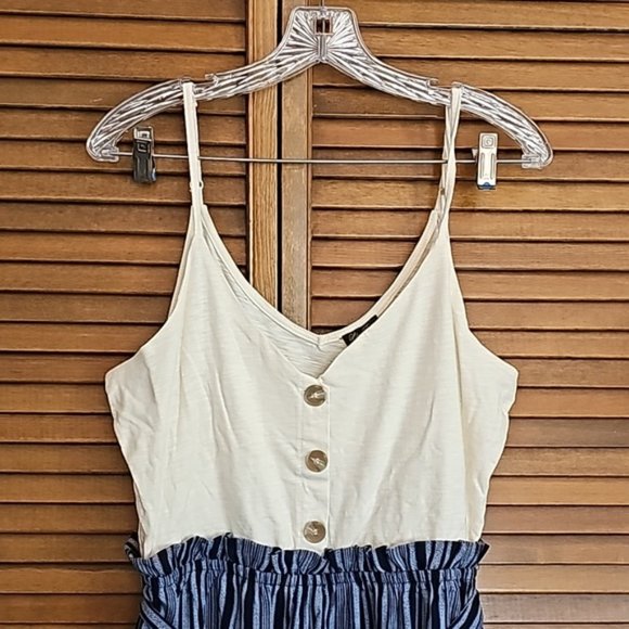 NWT Lily Rose Button Front Paper Bag elastic waist jumpsuit V-neck 1 piece Med - Picture 7 of 12